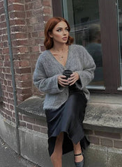 Deep-neck Unmarried Buttoned Loose Cardigan