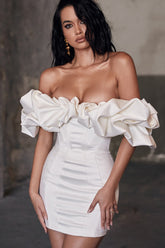 Sexy Strapless Off-Shoulder Boned Ruffled Cocktail Dress