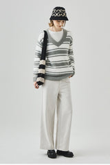 Loose Fit V Neck Knit Sweater