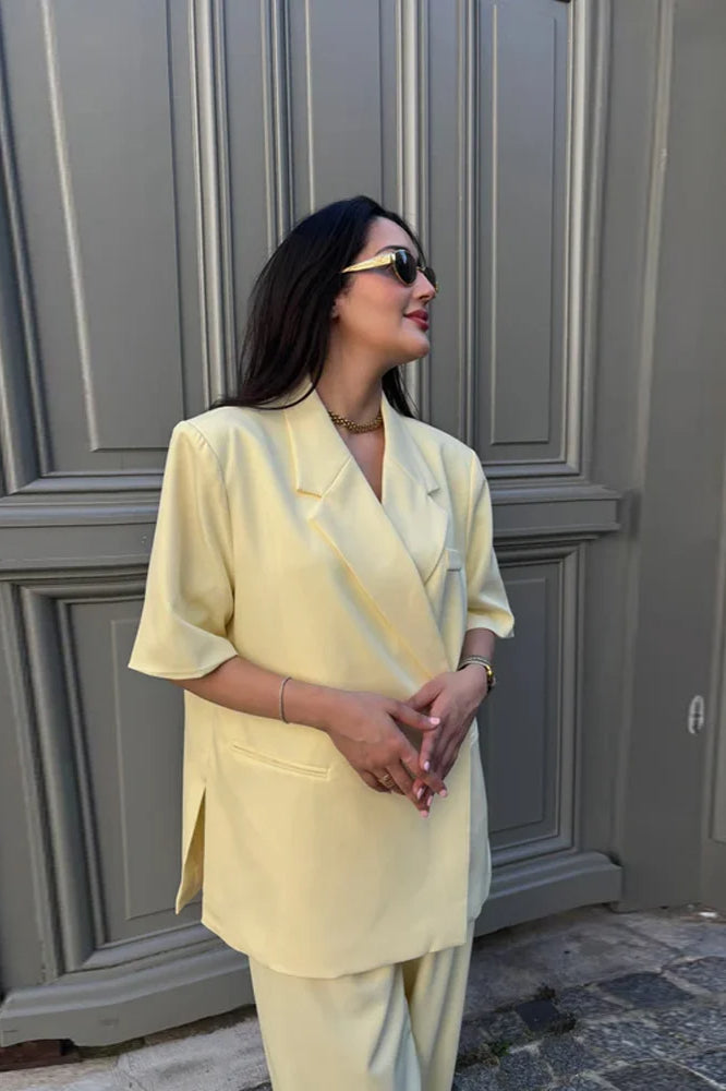 Yellow Lapel Short Sleeve Blazer Secondary image
