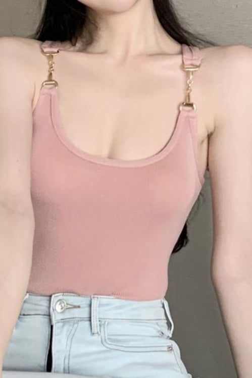 Chic Crop Sleeveless Tank Top Secondary image
