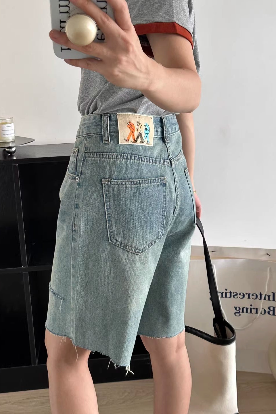 Vintage Wash Wide Leg Mid Length Shorts Secondary image