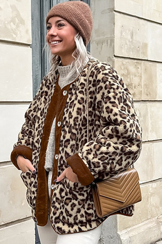 Oversized Leopard Lamb Fleece Coat Secondary image