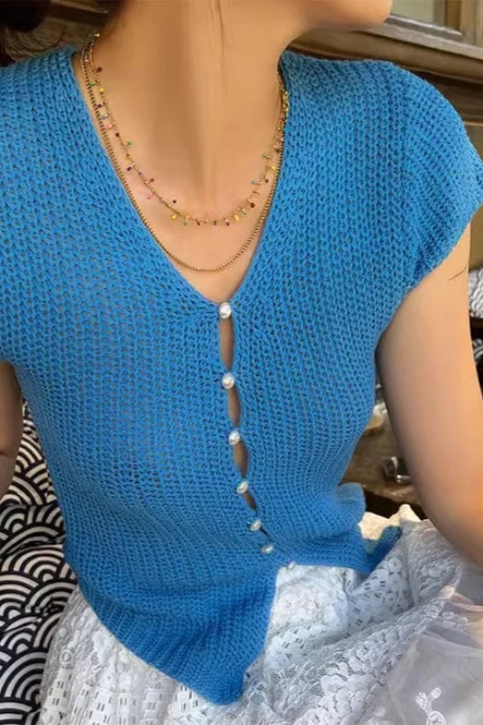 Knitted V-Neck Cropped Cardigan Secondary image