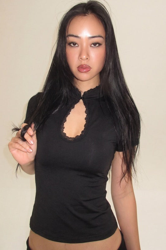 Sexy Cutout Lace Trim Fitted Crop Top Secondary image