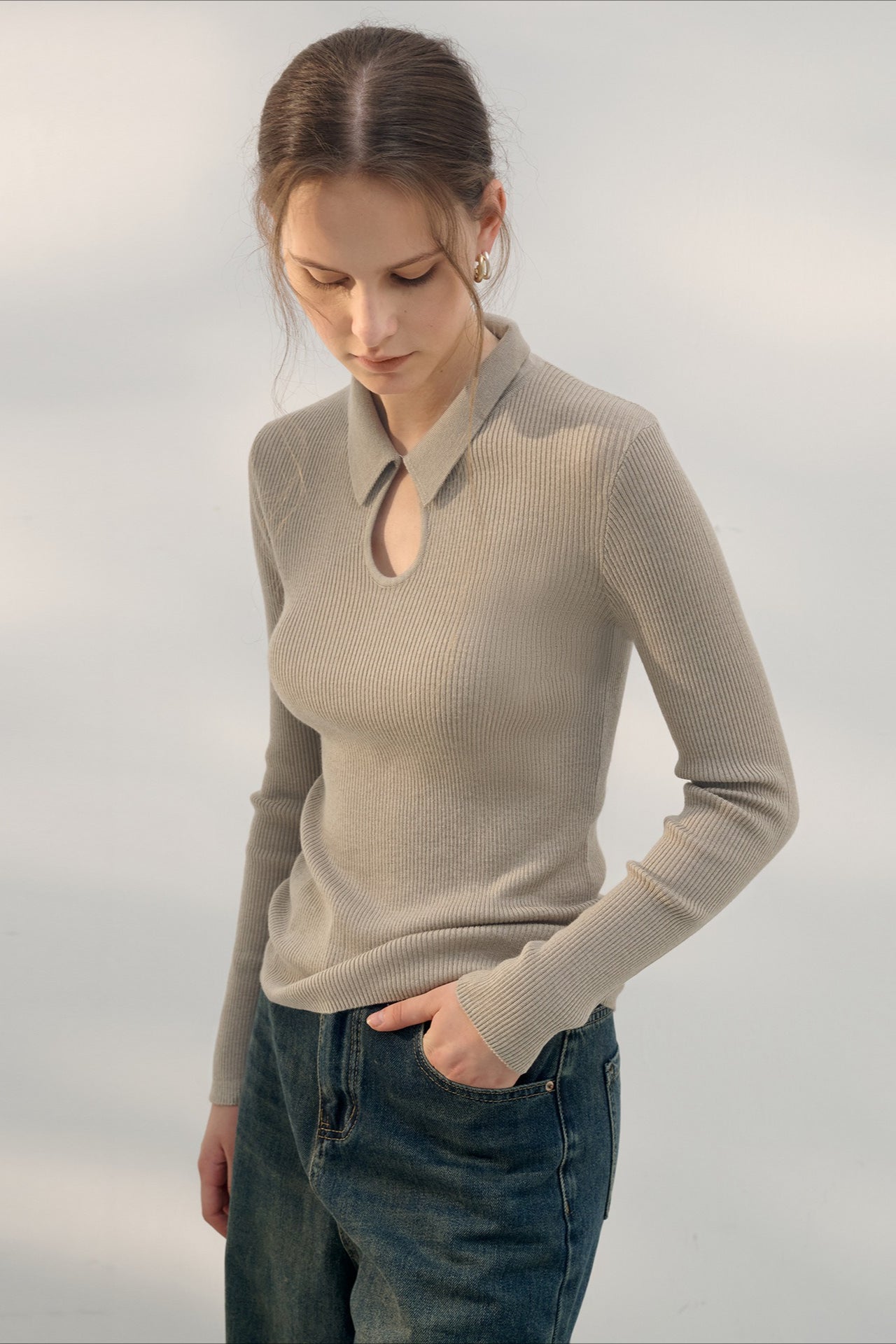 Elegant Solid Wool Knit Top Secondary image