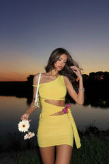 One-Shoulder Cut-Out Bow Birthday Dress