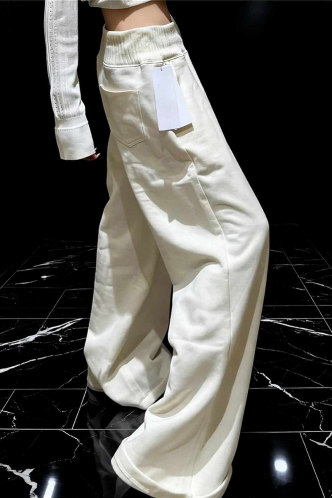 Relaxed High Waisted Wide Leg Lounge Pants Secondary image