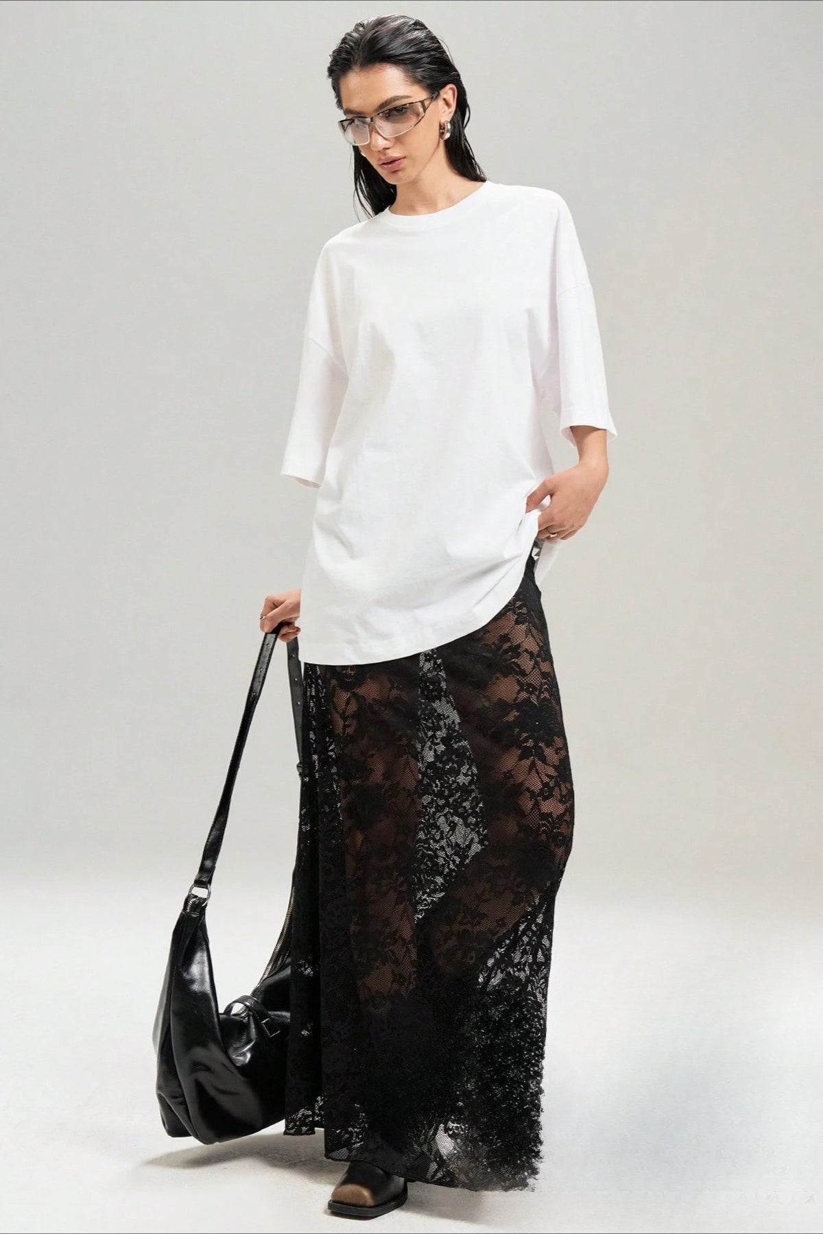 Solid Color Lace Bodycon High Waist Skirt Secondary image