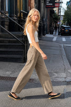 Mid Rise Washed Relaxed Wide Leg Jeans