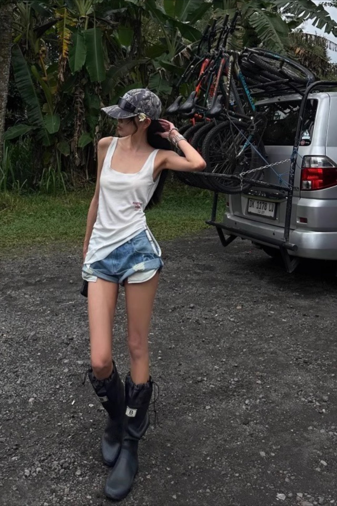 Strappy Bodycon Layering Tank Top Secondary image