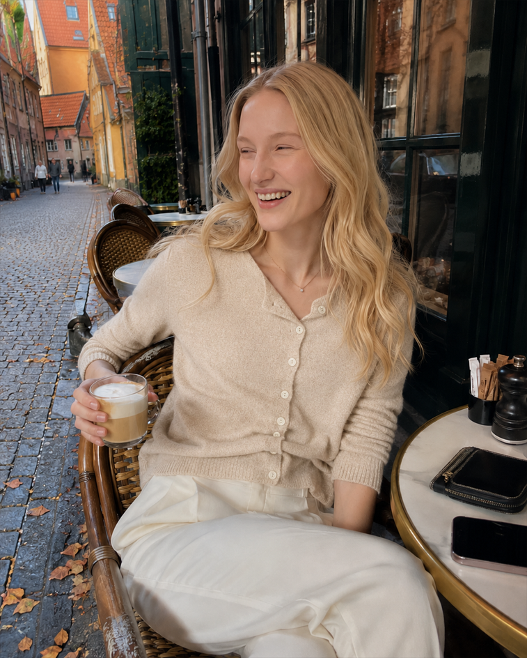 Elegant Button Knit Cardigan Secondary image