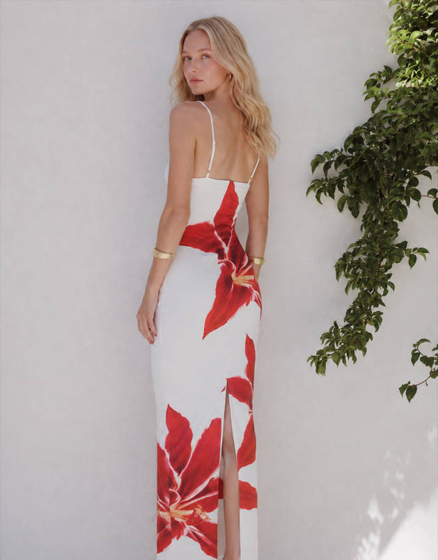 Chic Floral Strap Bodycon Vacation Dress Secondary image