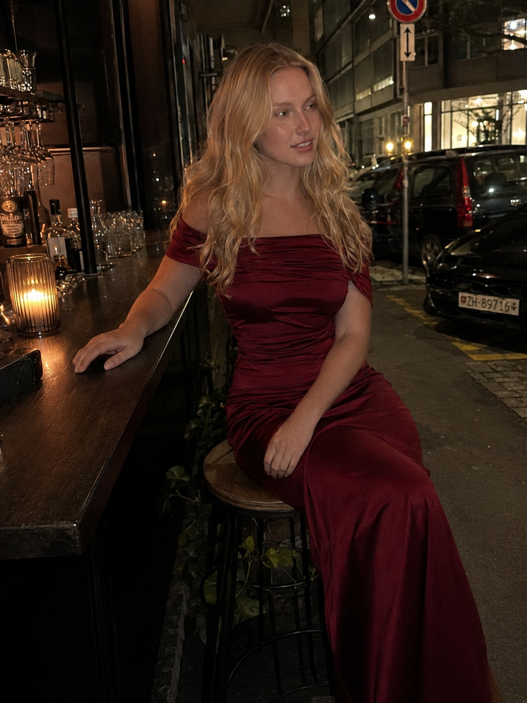 Chic Off Shoulder Bodycon Maxi Hem Prom Dress Secondary image