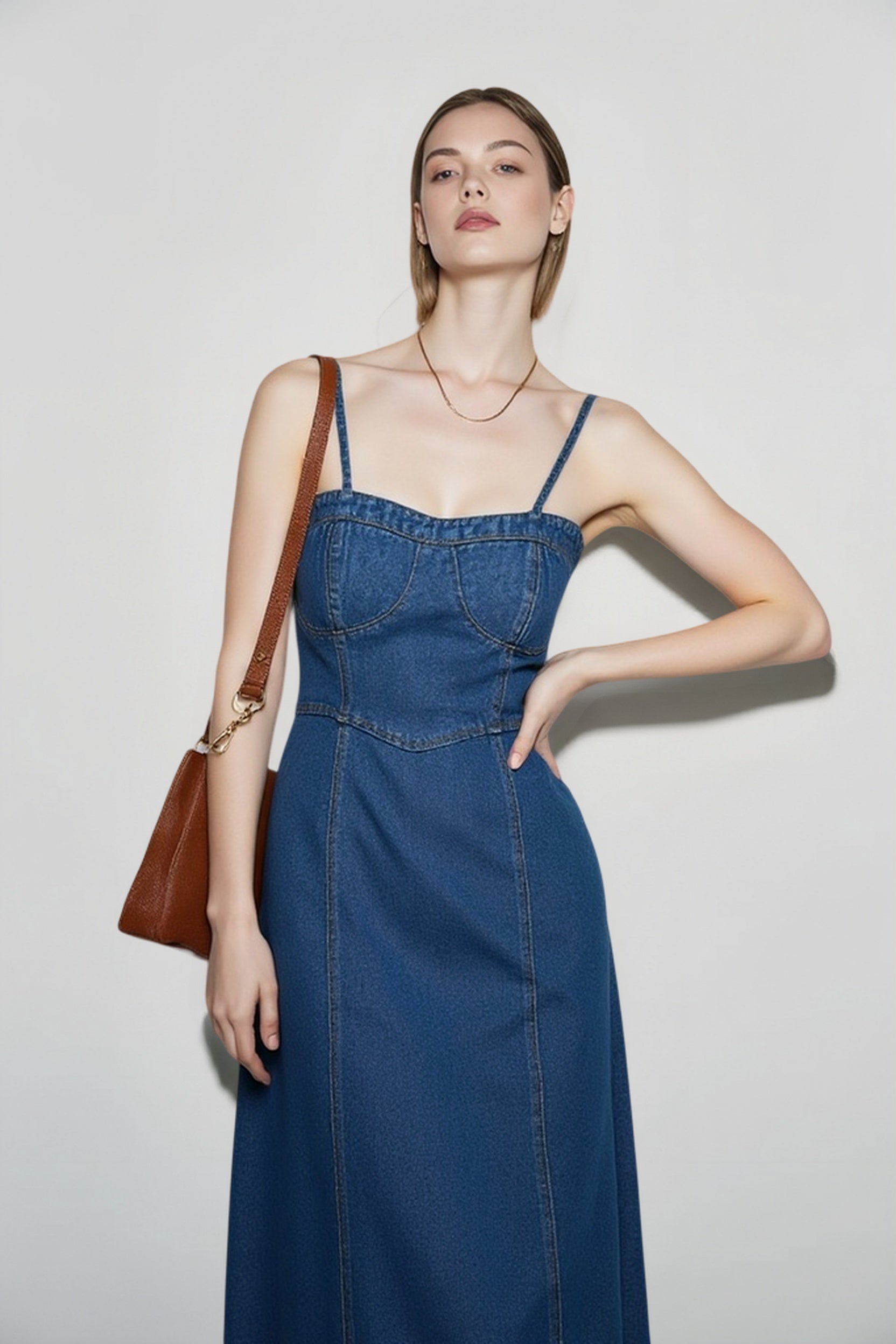 Sleeveless Washed Denim Dress Secondary image