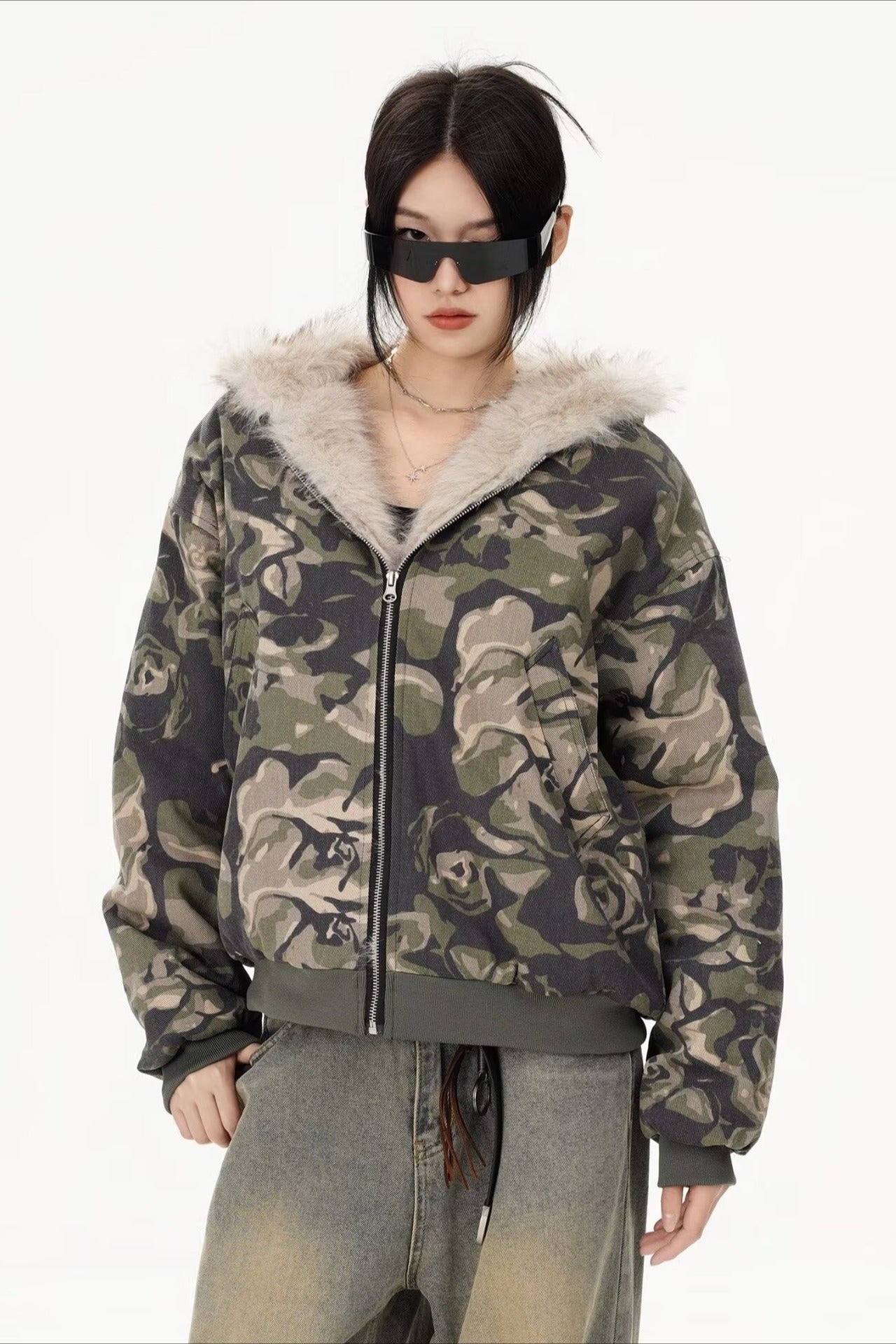 Thickened Hooded Camo Puffer Coat Secondary image