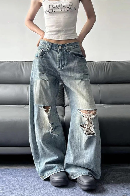 High Waist Ripped Wide-Leg Jeans Secondary image