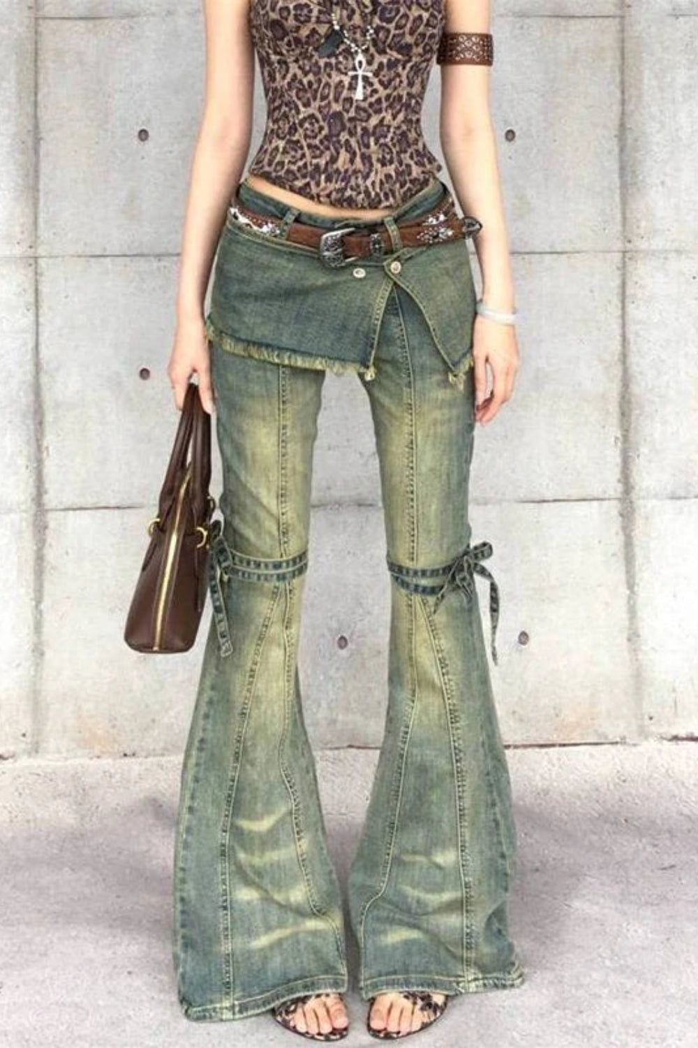 Y2K Vintage Bow Accent High Waist Slim Flare Jeans Main image