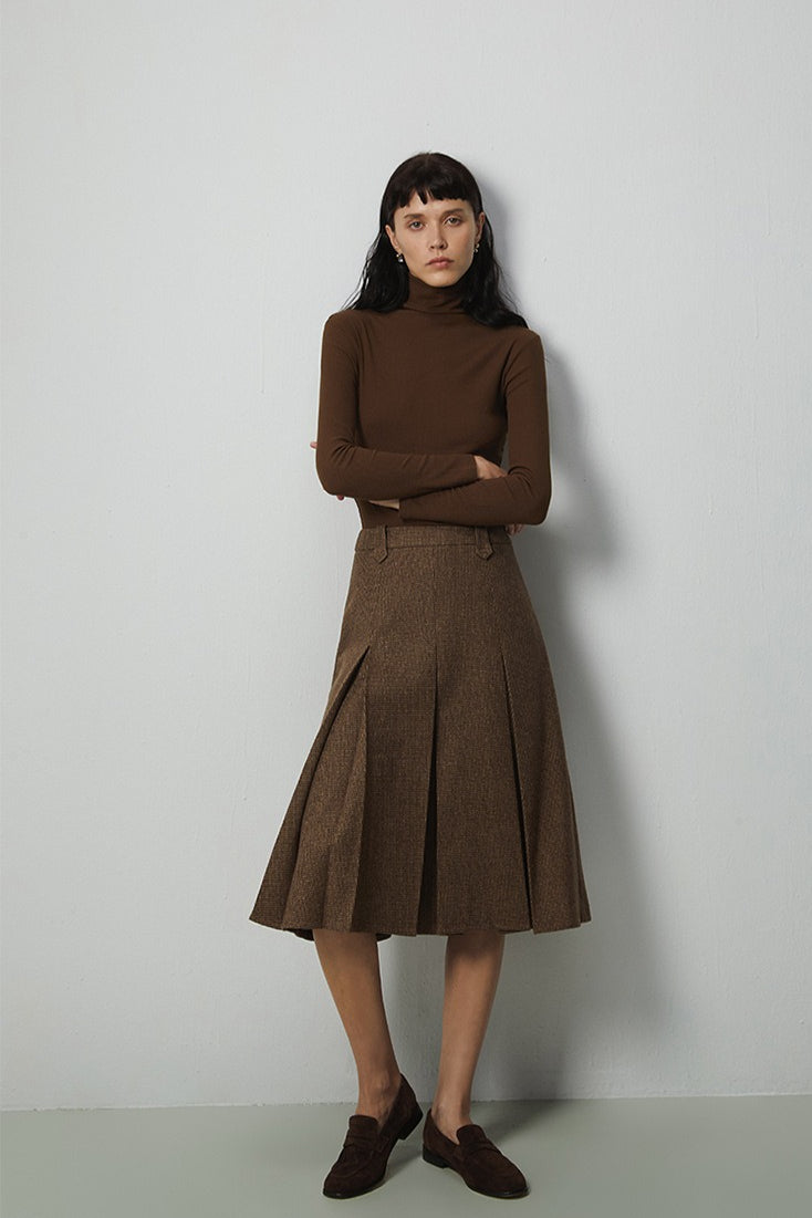 Cashmere Ribbed Turtle Neck Knit Top Secondary image