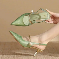 New Summer Fashion Pointed Toe Pearl  High Banquet Women Low Heel Pumps