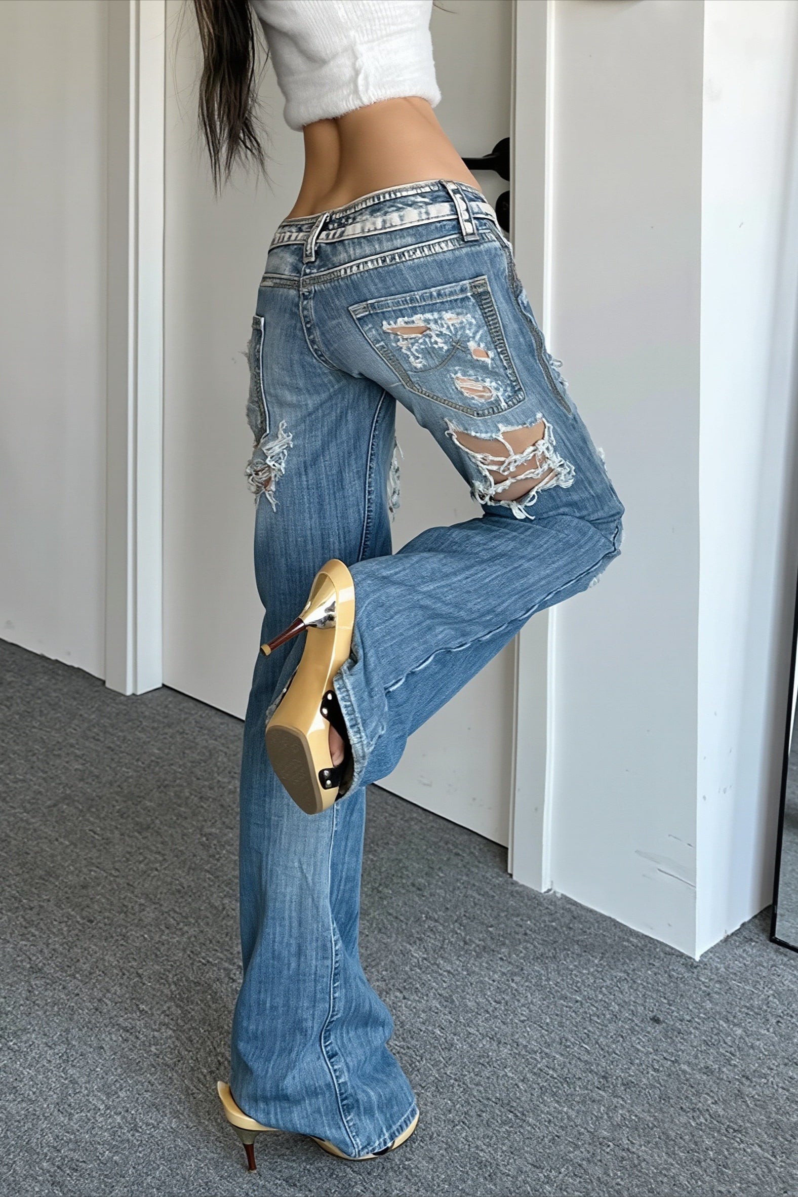 Shredded Vintage Wash Low Rise Flare Jeans Secondary image
