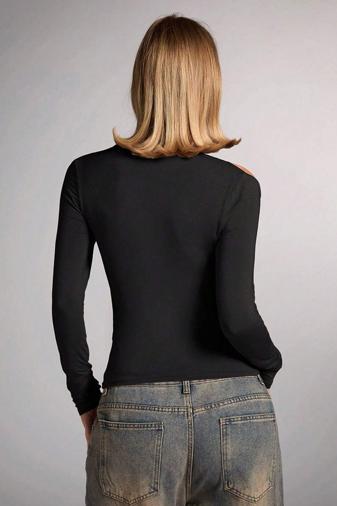 Printed Slim Fitted Crew Neck Cropped Long Sleeve Crop Top Secondary image