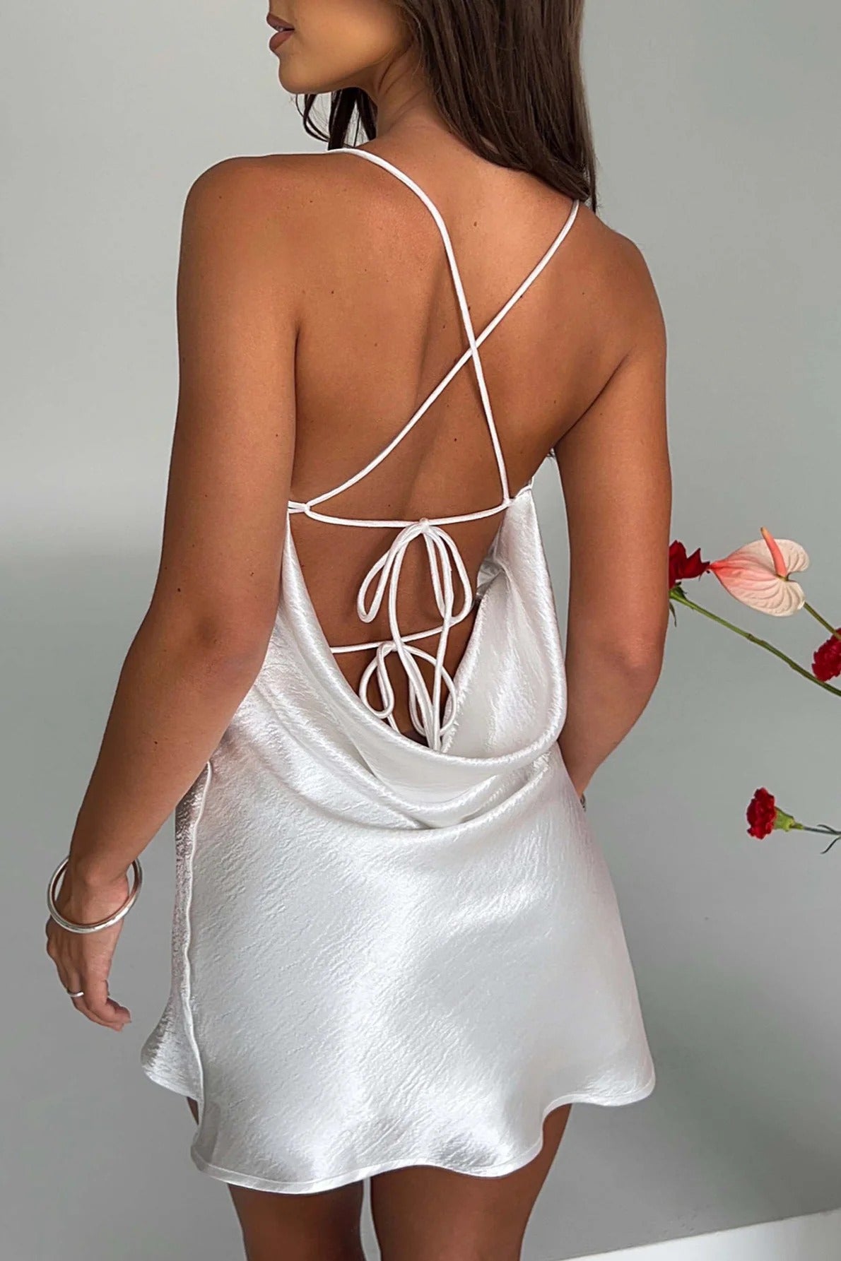 Sleeveless Backless Silk Dress Secondary image