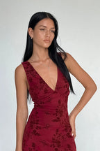 V-Neck Sleeveless Slim Fit Floral Dress