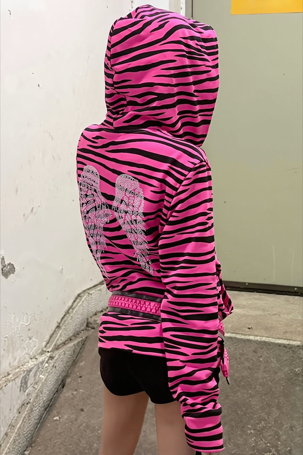 Rhinestone Wing Print Contrast Zip-Up Hoodie