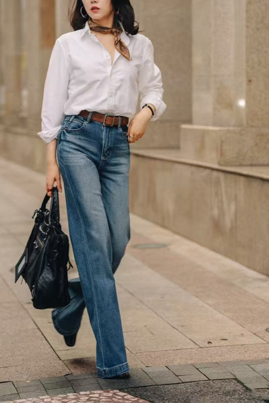 Comfort Stretch Cropped Flare Jeans Secondary image