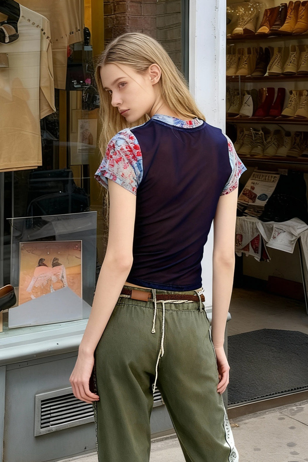 Y2K Cat Graphic Tee Secondary image