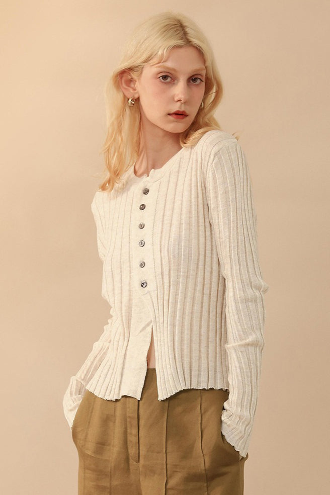 Slim Wool Crop Cardigan Main image