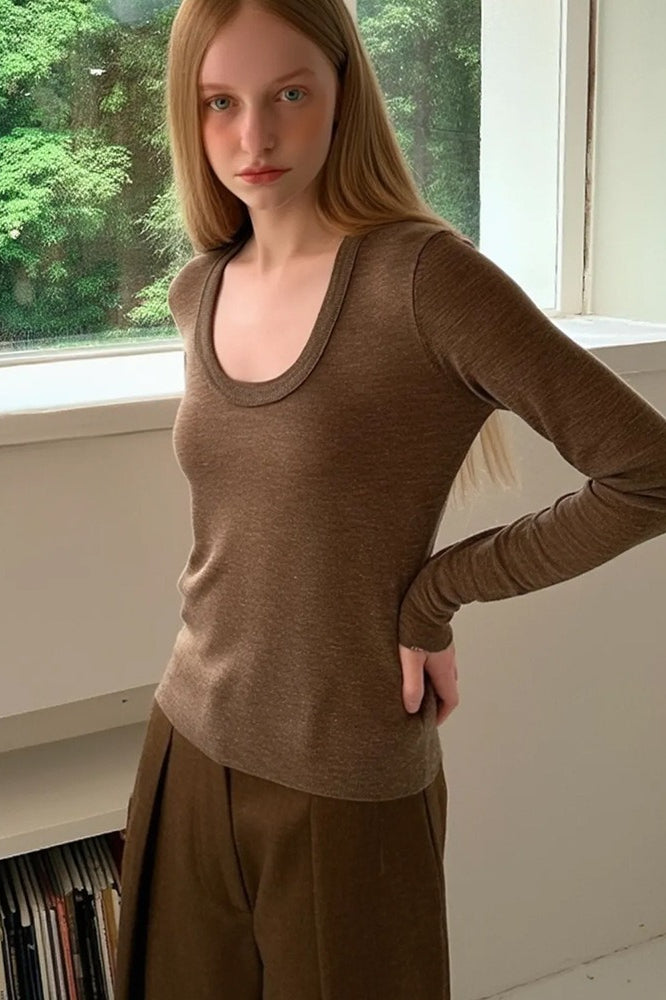 Lightweight Crewneck Knit Top Secondary image