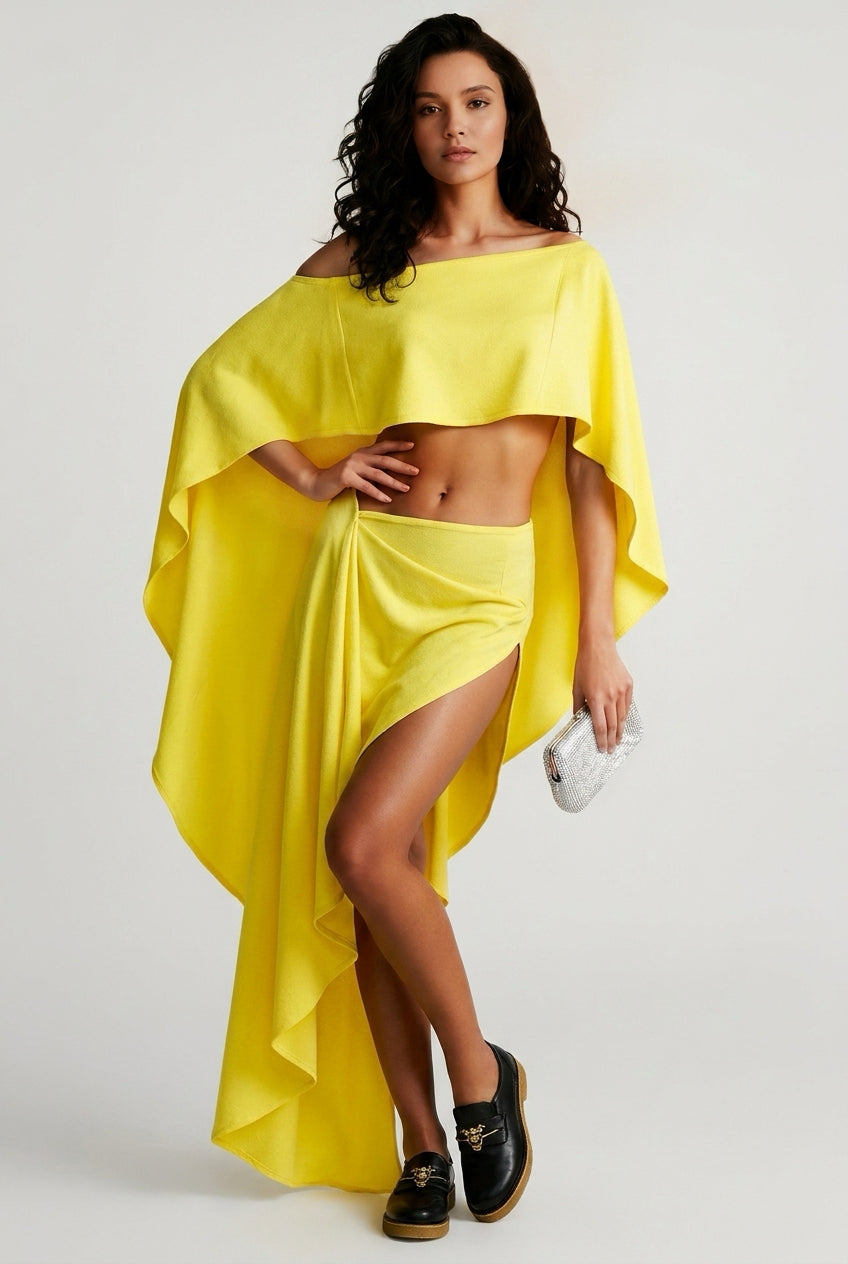 Solid Asymmetric Crop Top Relaxed Vacation Set Main image