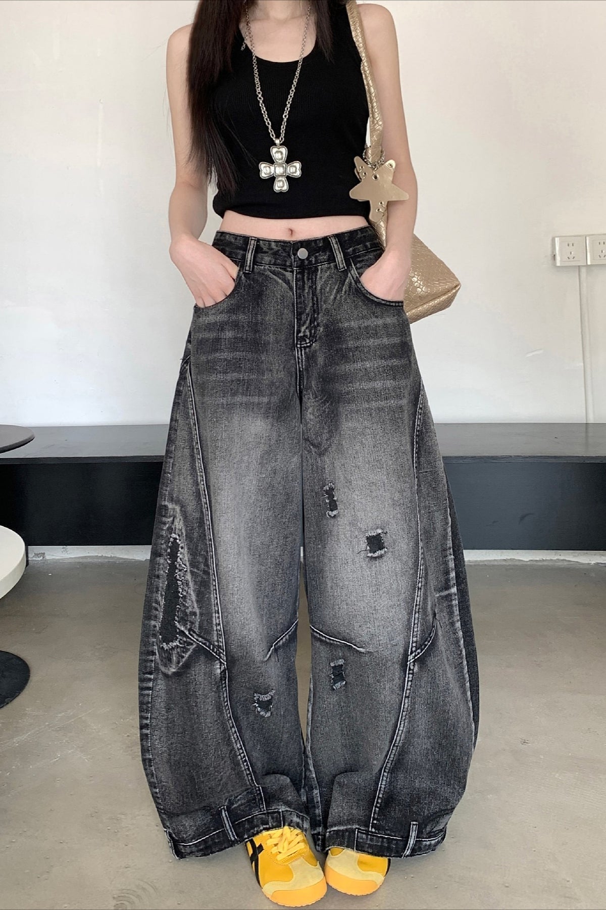 Distressed Panel Barrel Leg Street Jeans Main image