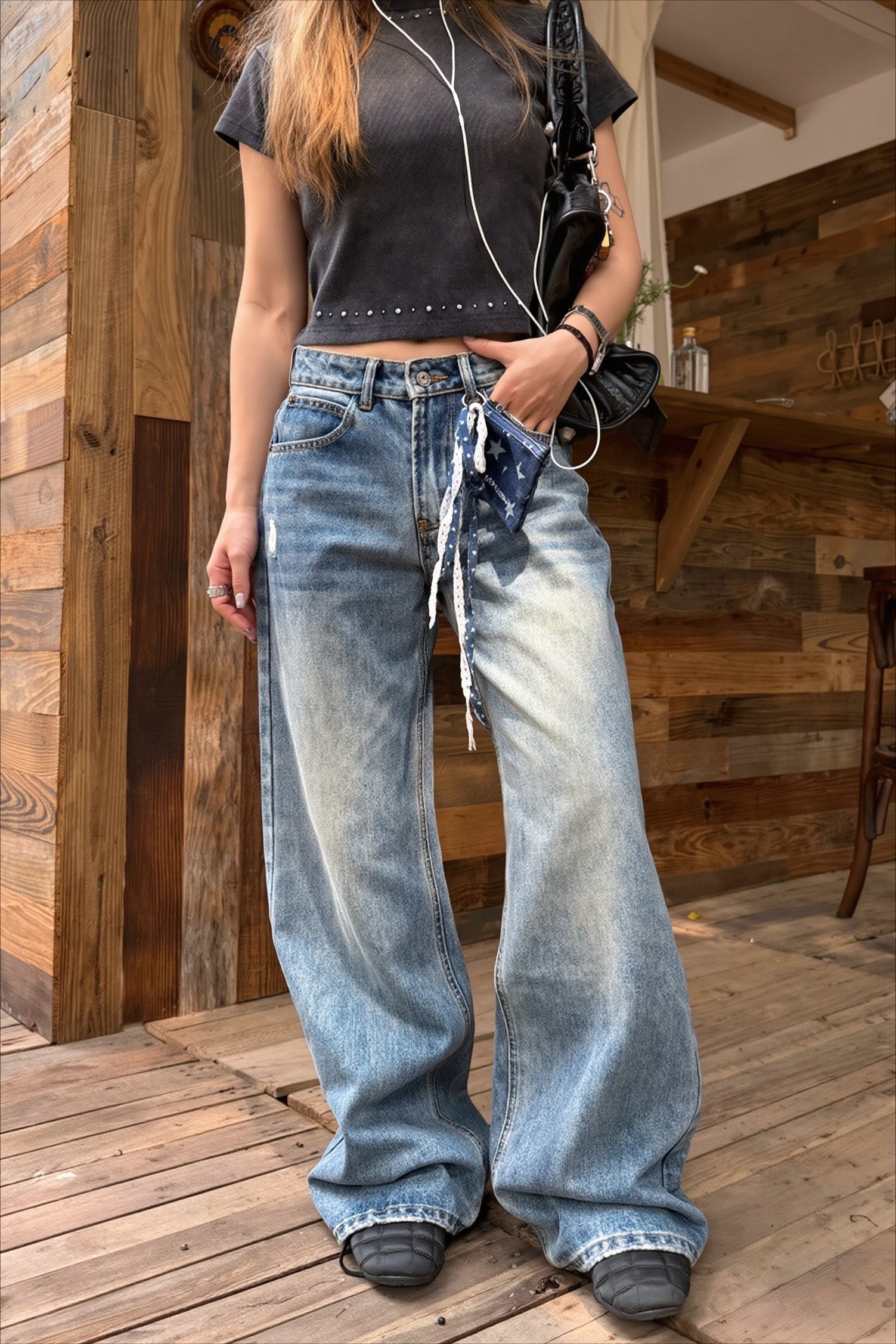Vintage Washed Star Straight Leg Jeans Secondary image