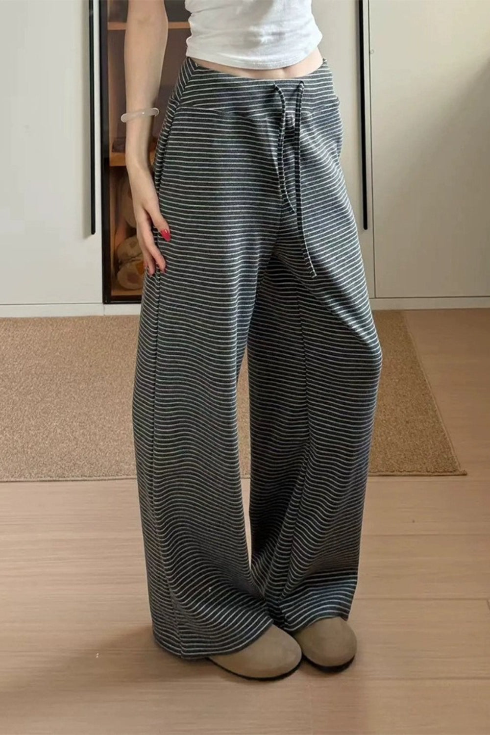 Thin Stripe High Waist Loose Straight Slouchy Pants Main image