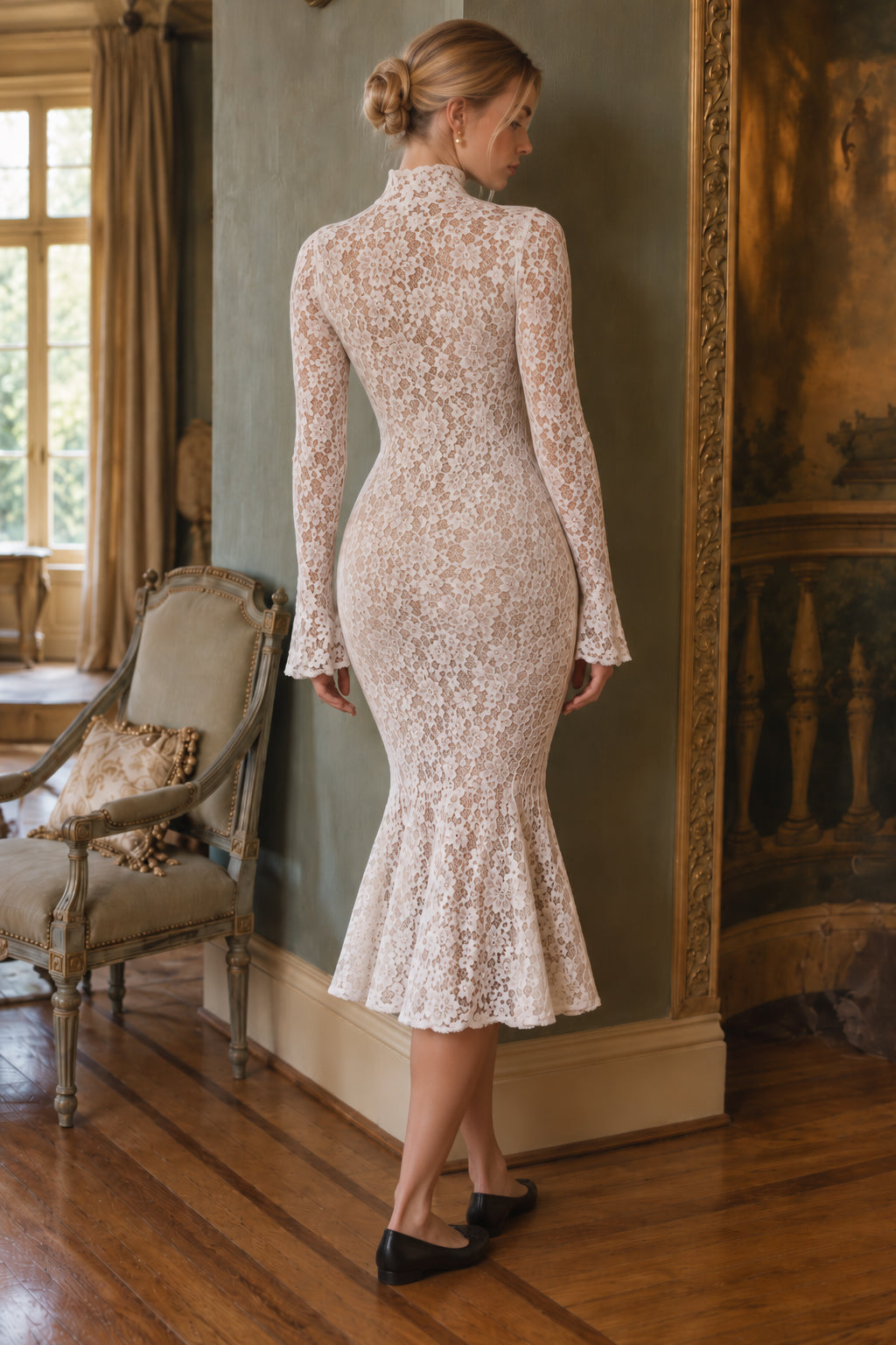 Lace Slim Bodycon Lined Midi Dress