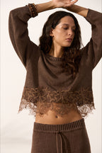 Lace Hem Crew Neck Cropped Knit Sweater