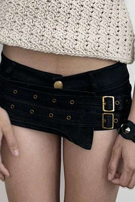 Asymmetrical Hardware Low Waist Shorts Main image