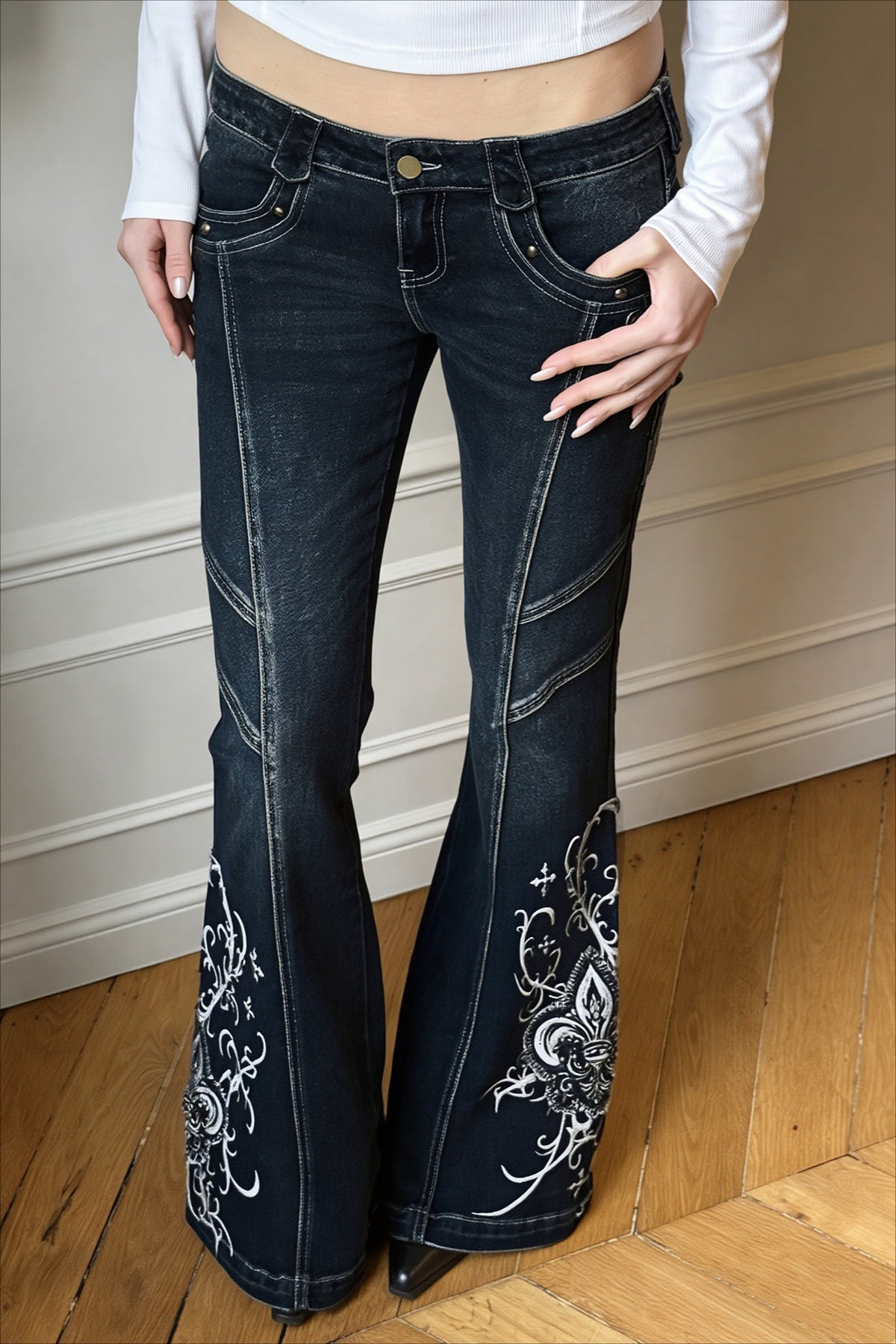 Y2K Graphic Print Slim Flare Leg Jeans
