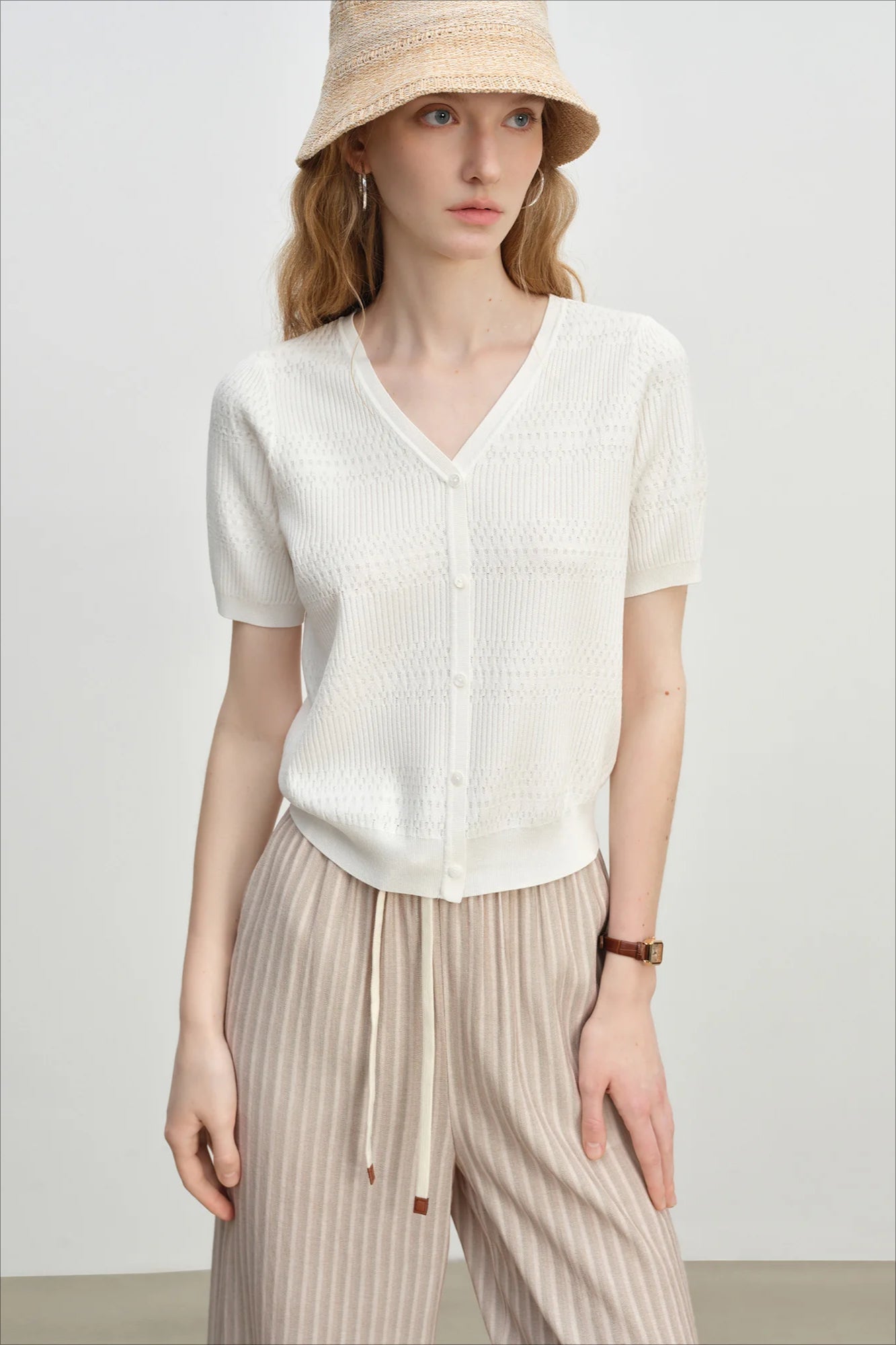 French Knit V-Neck Short Sleeve Cardigan Secondary image