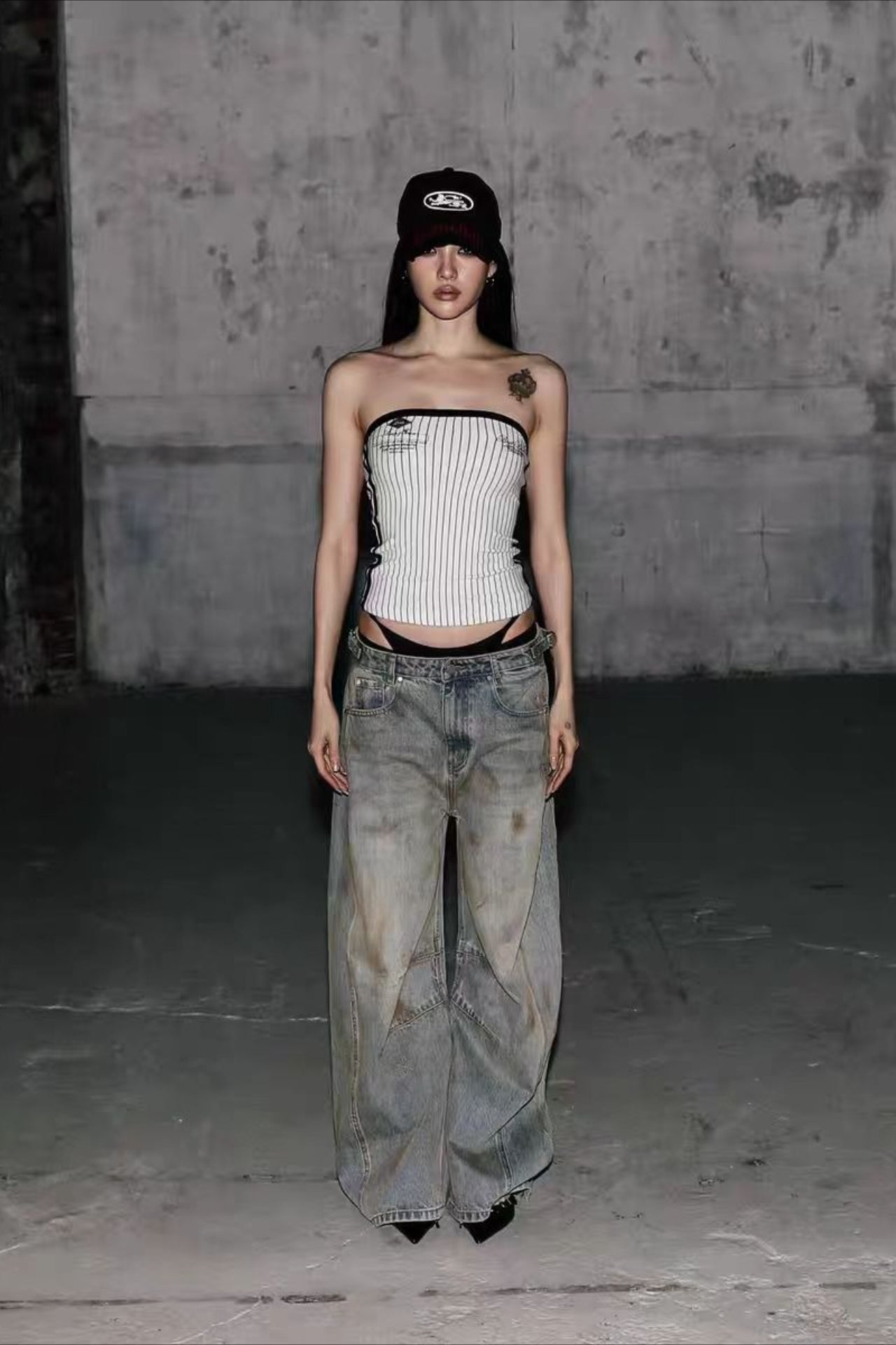 Vintage Distressed Wide Leg Jeans Main image
