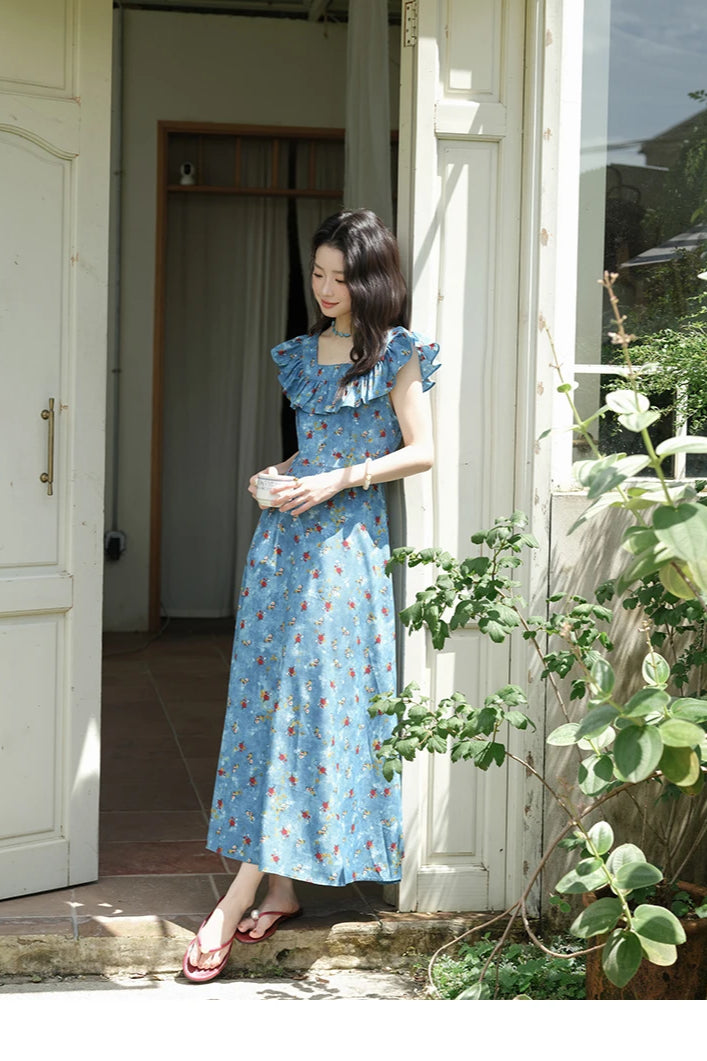 V-Neck Ruffled Midi Floral Dress Secondary image