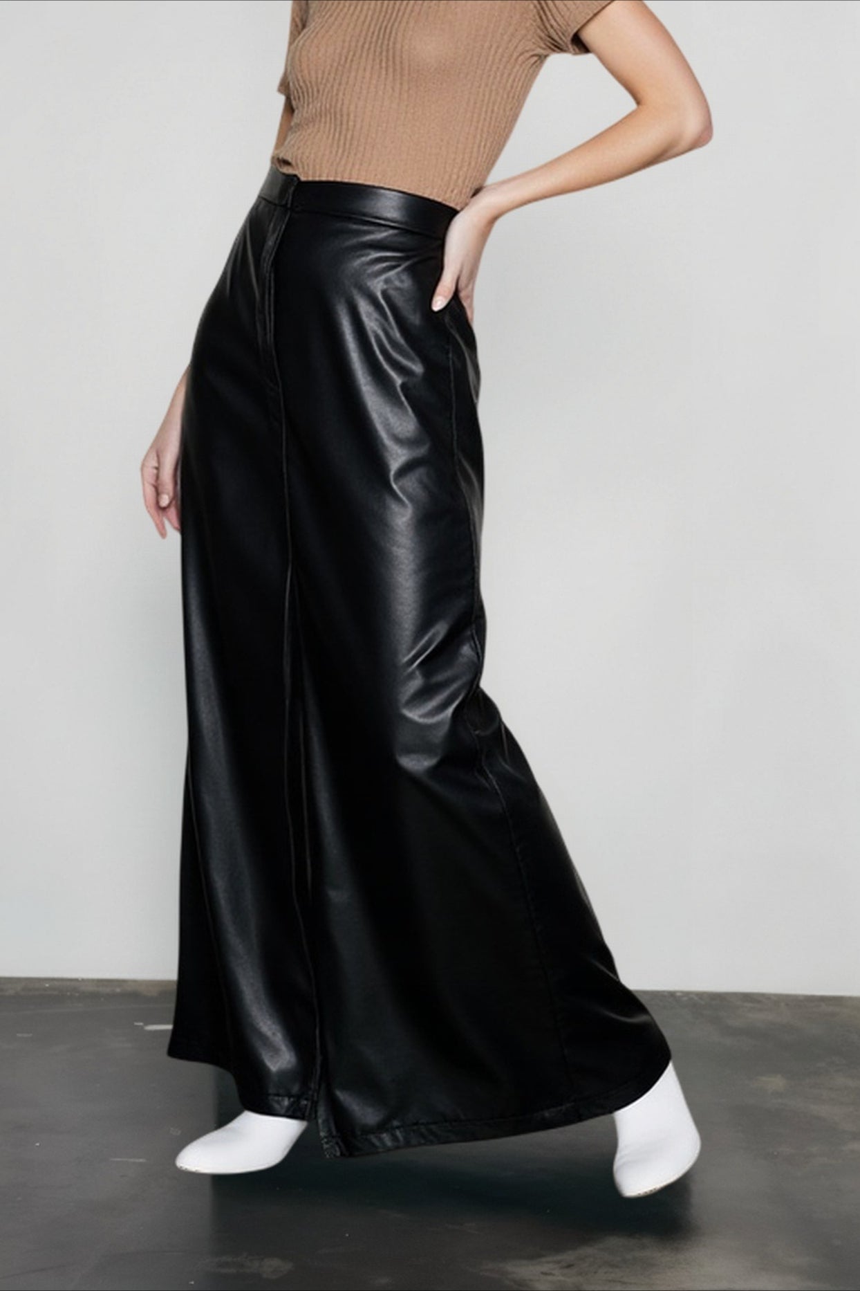 High Slit PU Leather Bodycon Skirt Secondary image
