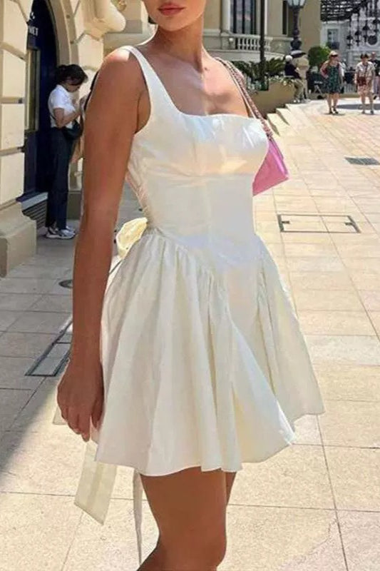 Elegant Open Back Bow Mini Dress Secondary image