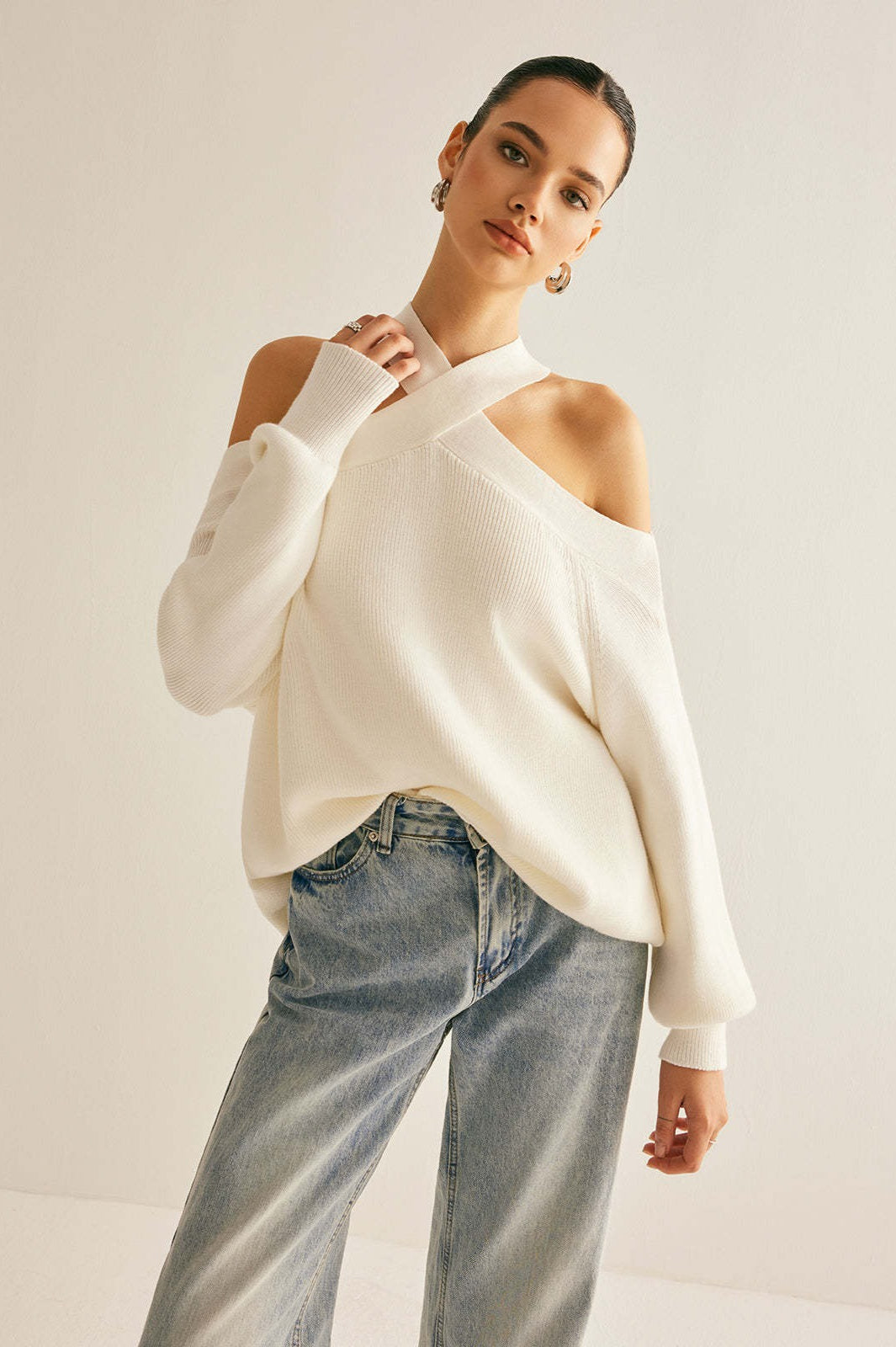 Chic Pullover Off Shoulder Sweater Secondary image