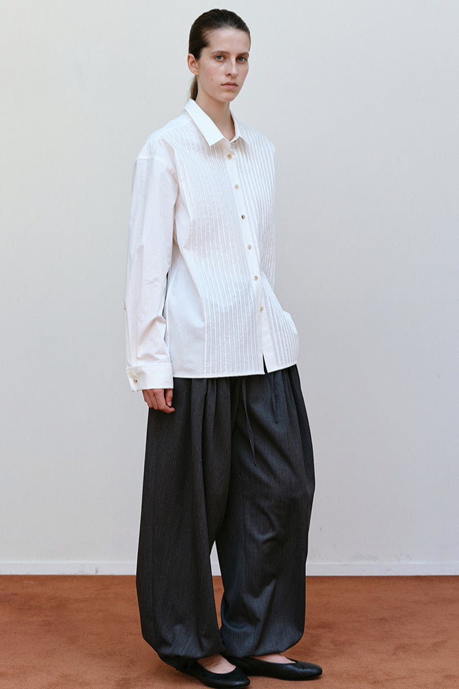 Minimalist Designer Inspired Long Sleeve Elegant Blouse Secondary image