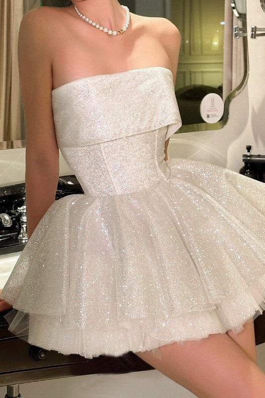 Elegant Strapless Party Dress Secondary image