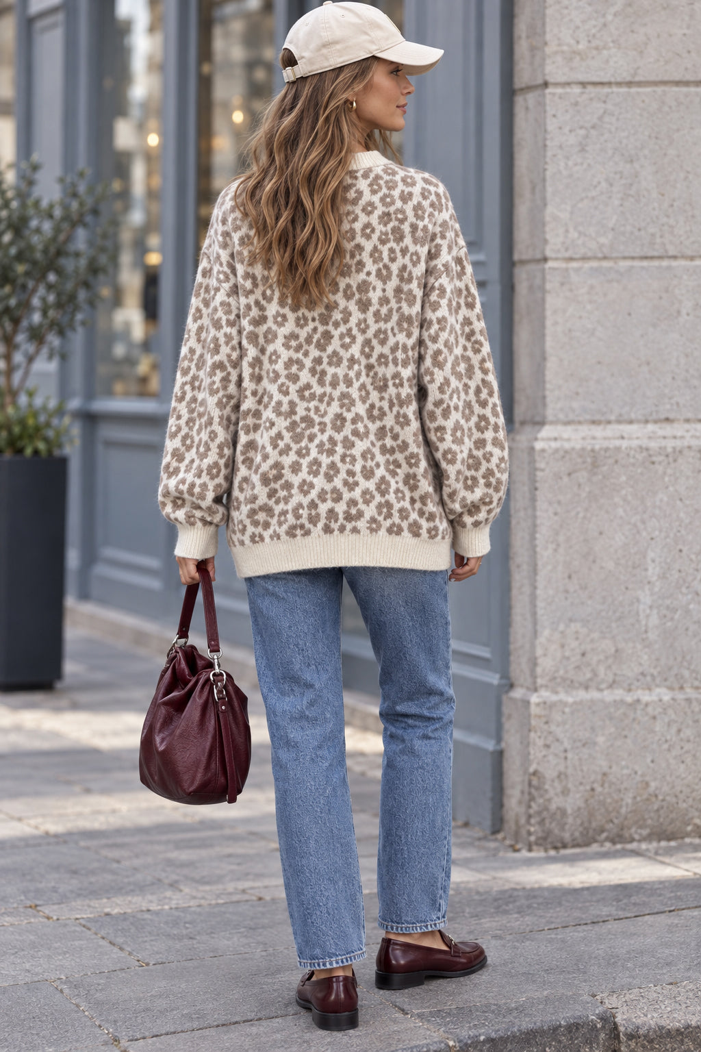 Leopard Print Crew Neck Cardigan Secondary image